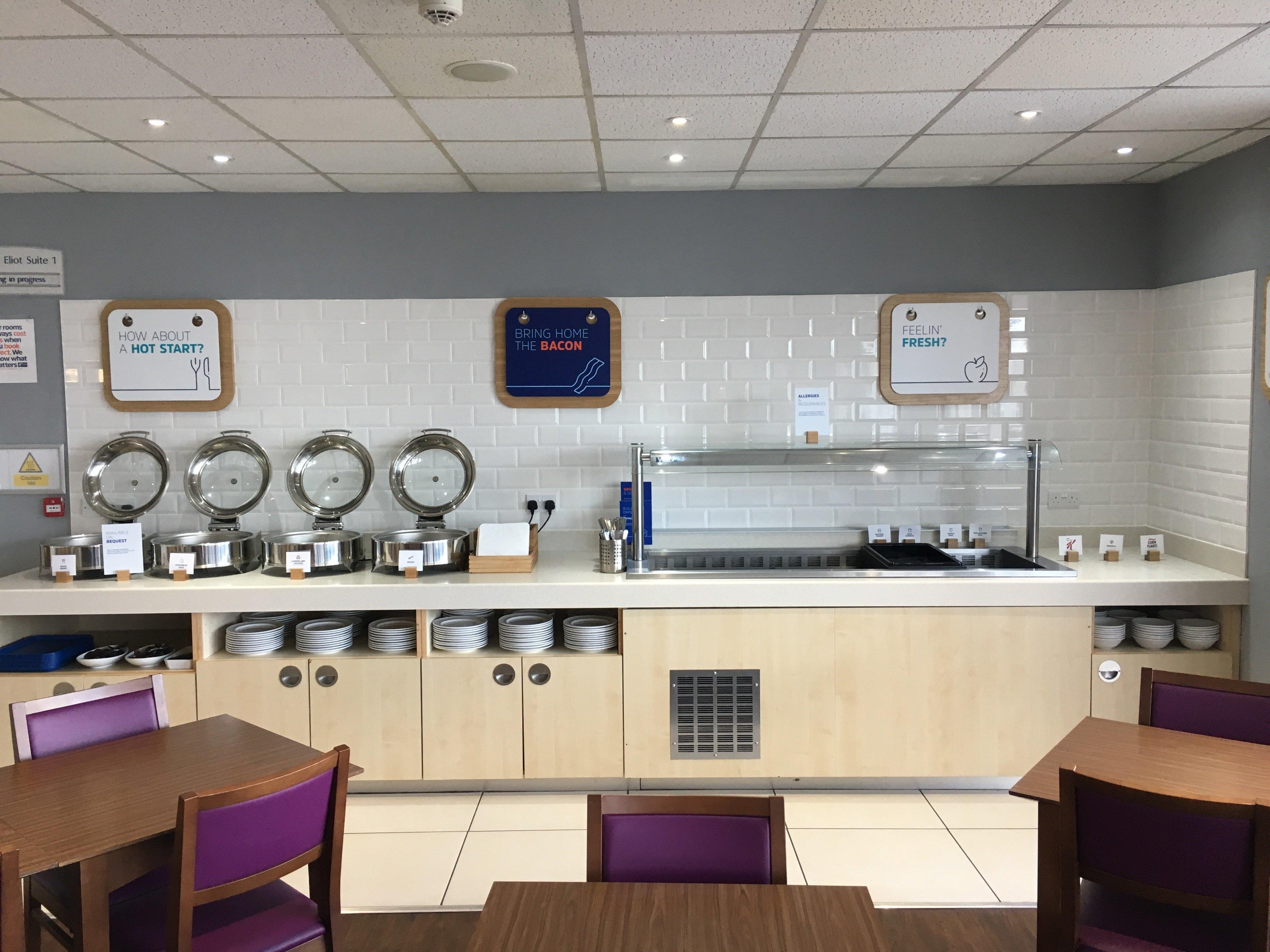 Holiday Inn Express Nuneaton By Ihg Eksteriør bilde