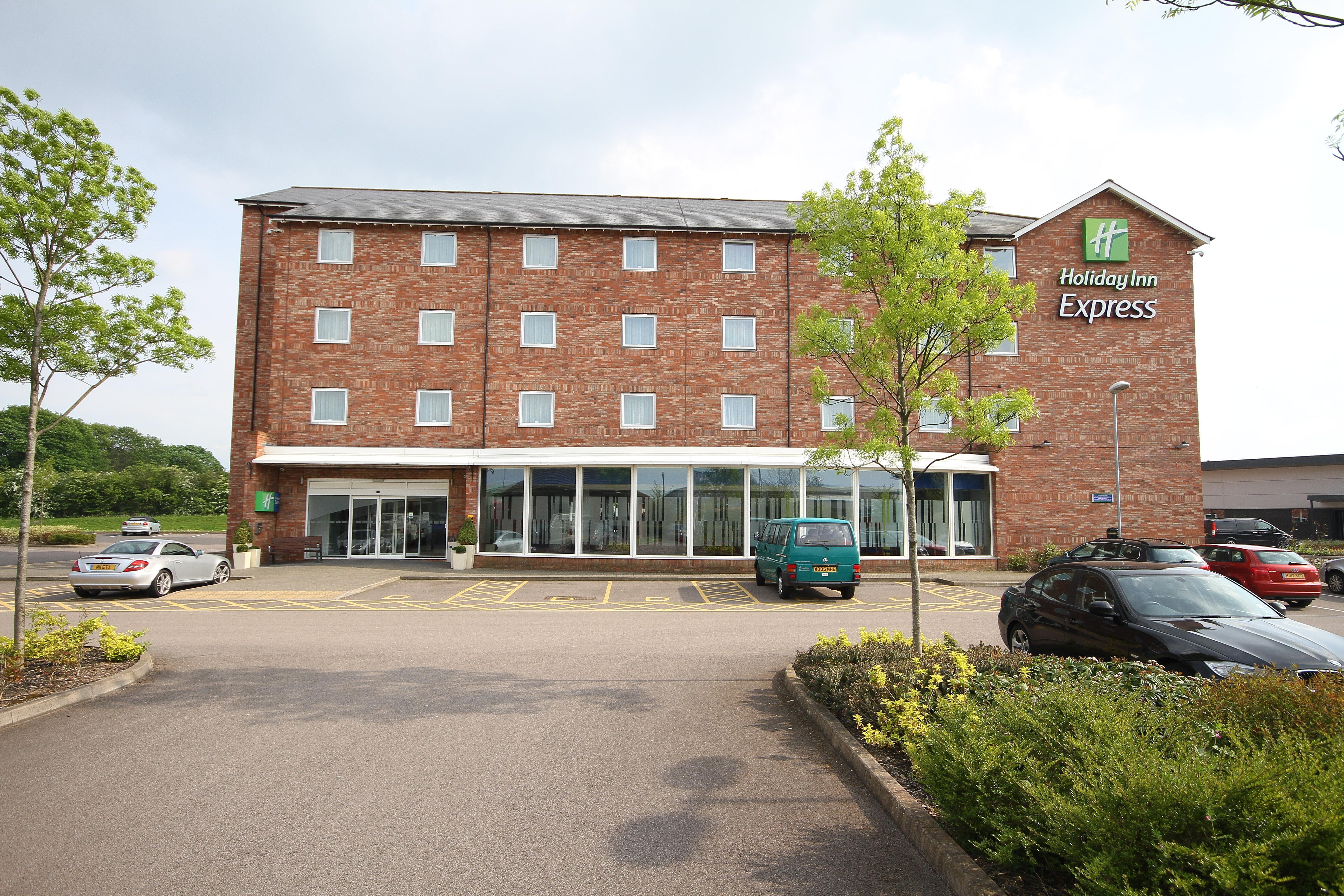 Holiday Inn Express Nuneaton By Ihg Eksteriør bilde