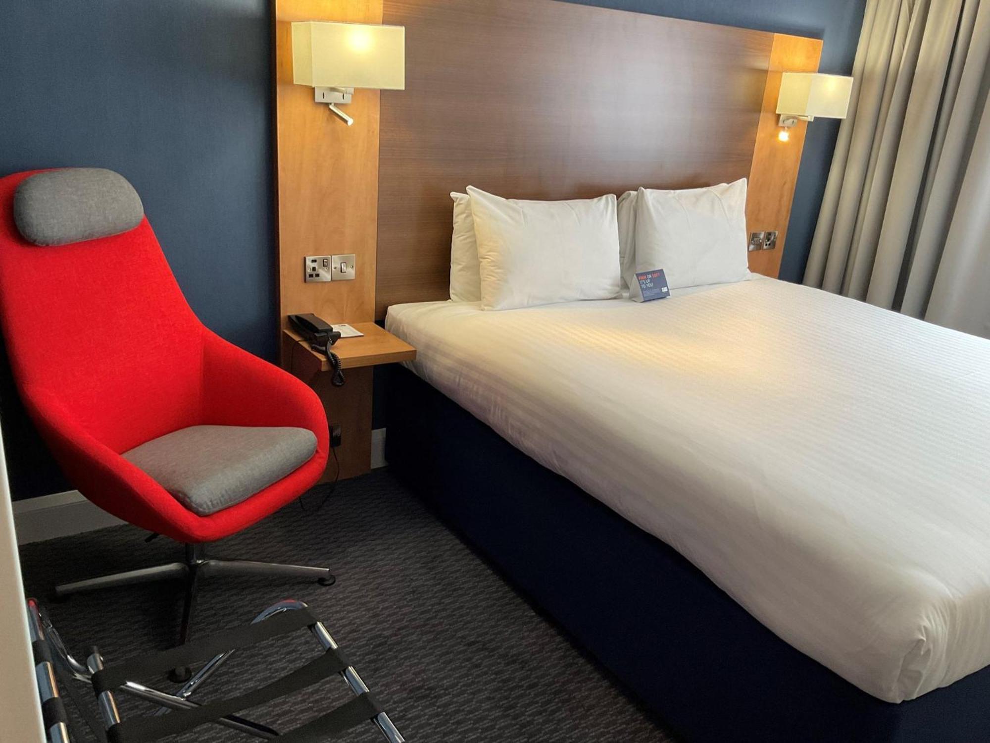 Holiday Inn Express Nuneaton By Ihg Eksteriør bilde
