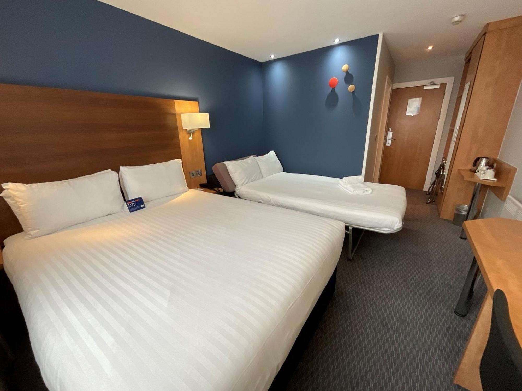 Holiday Inn Express Nuneaton By Ihg Eksteriør bilde