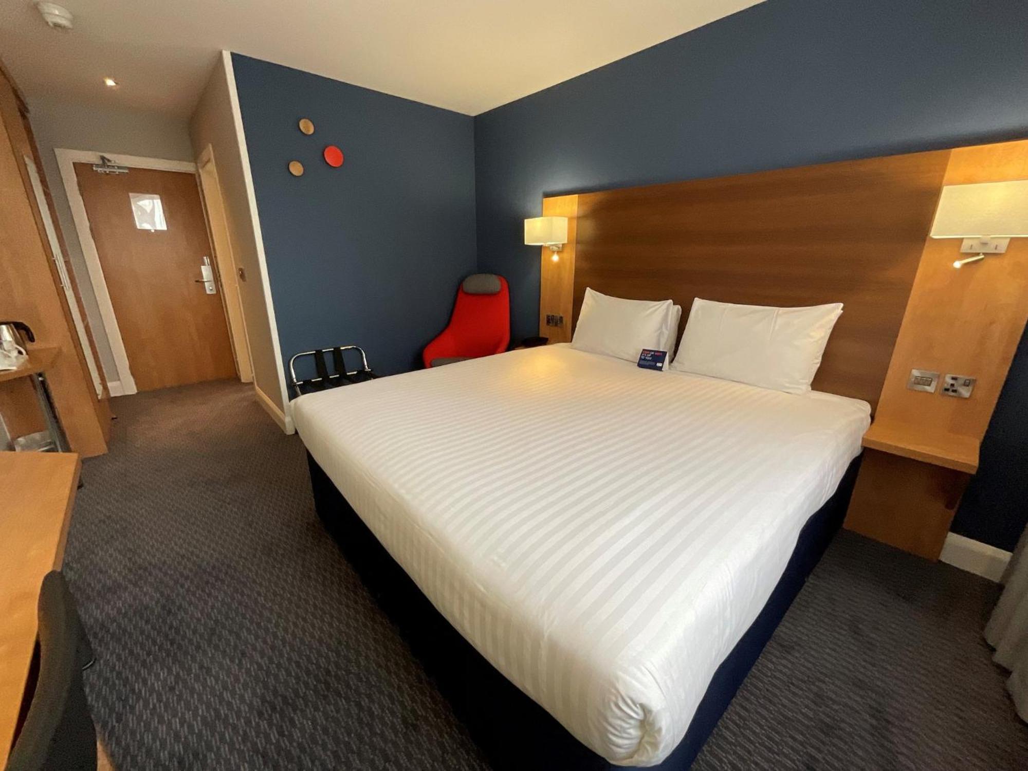 Holiday Inn Express Nuneaton By Ihg Eksteriør bilde