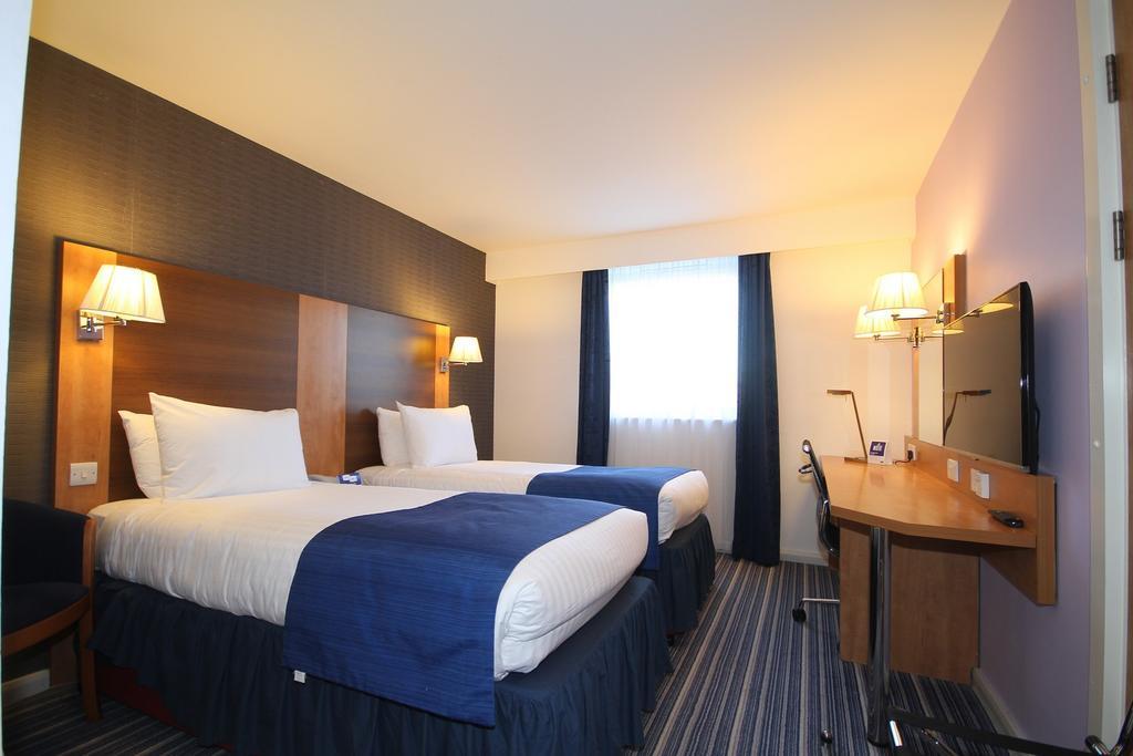 Holiday Inn Express Nuneaton By Ihg Eksteriør bilde